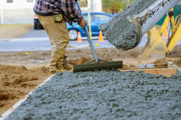 Best Concrete Walkway Installation  in Meadowbrook, CA